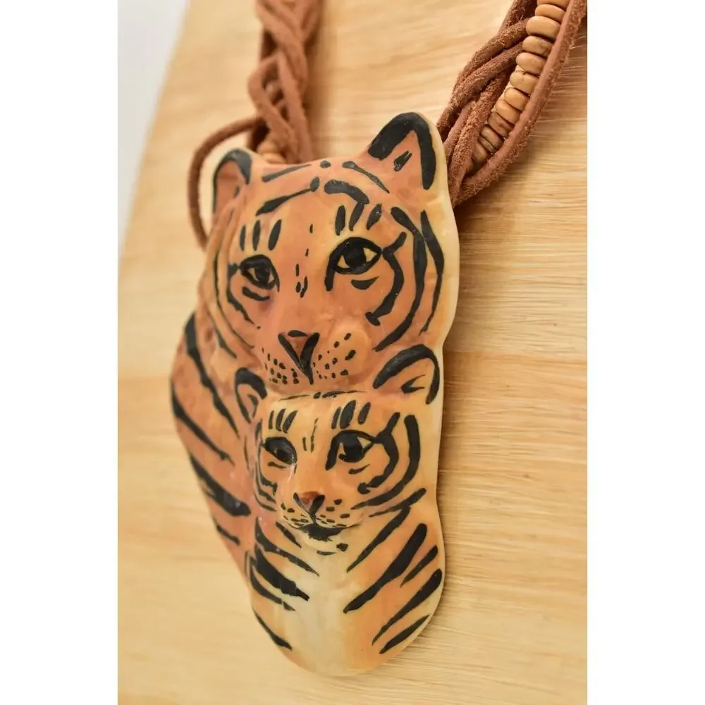 Carol Halmy Vintage Ceramic Beaded Necklace Hand Made Tiger Cub Signed Bin4A